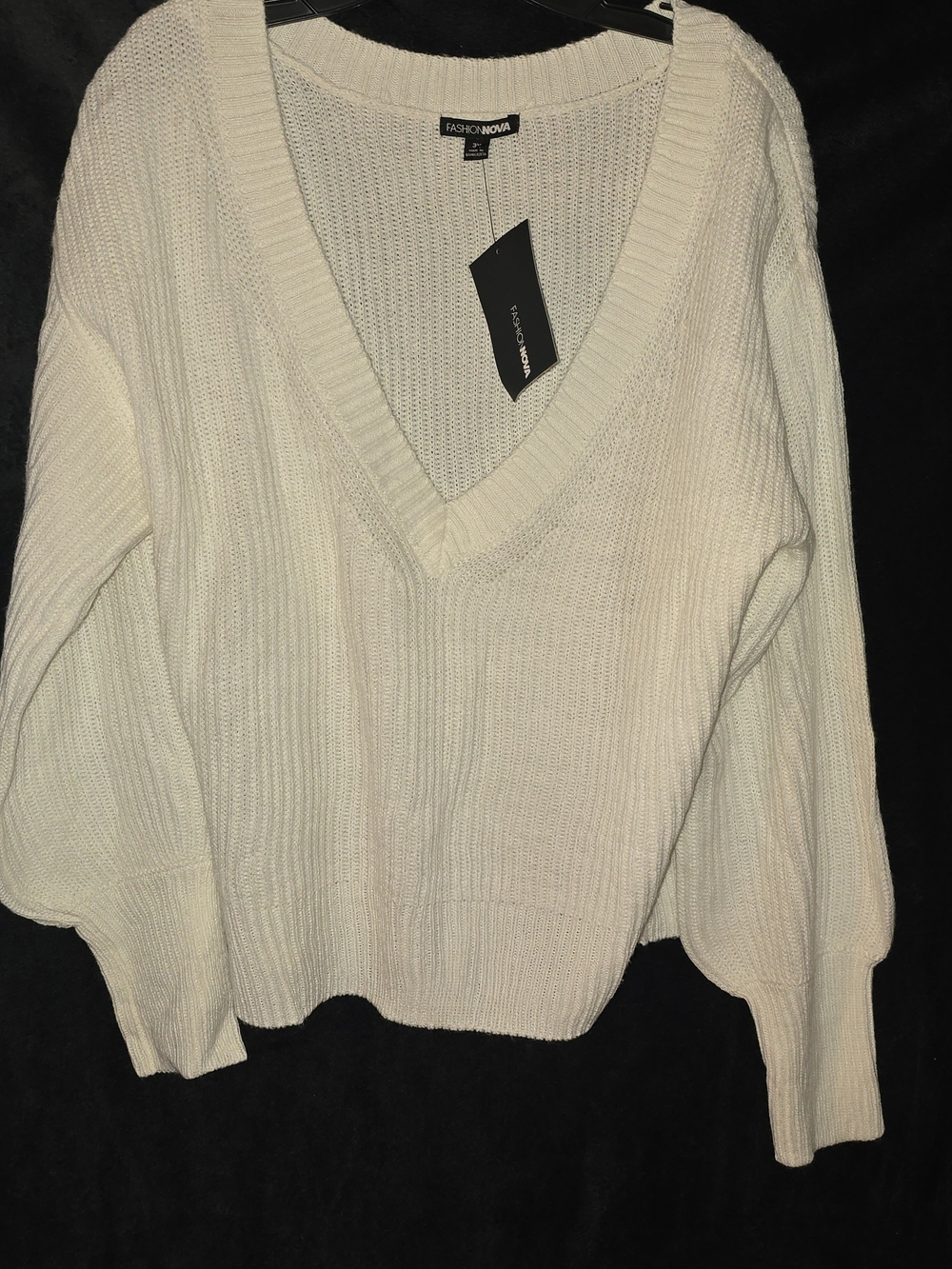 Fashion Nova Cream Ribbed V-Neck Sweater
